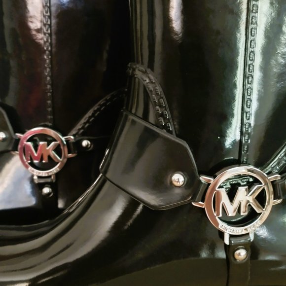 NIB MICHAEL KORS BLACK RAIN BOOTIE SIZE 8M - Picture 9 of 14